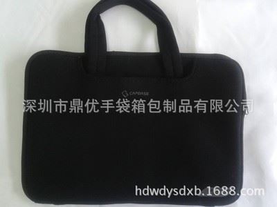 平板電腦保護(hù)套 廠家供應(yīng)平板電腦內(nèi)膽包 手提IPAD包潛水包-深圳市鼎優(yōu)手袋箱包制品提供平板電腦保護(hù)套 廠家供應(yīng)平板電腦內(nèi)膽包 手提IPAD包潛水包的相關(guān)介紹、產(chǎn)品、服務(wù)、圖片、價格深圳市鼎優(yōu)手袋箱包制品、拉桿箱包、手袋等等、皮具、紡織品、服裝服飾的購銷